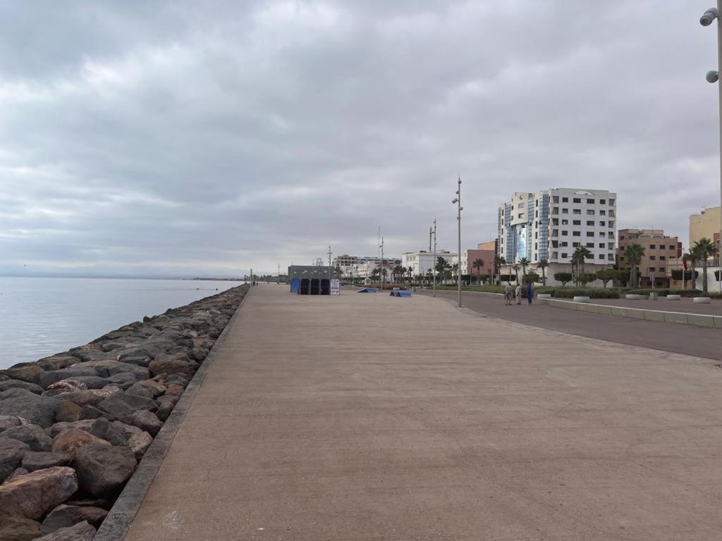 2 Zimmer Wohnung Corniche Nador Sidi Ali- Am Meer & Wifi المظهر الخارجي الصورة